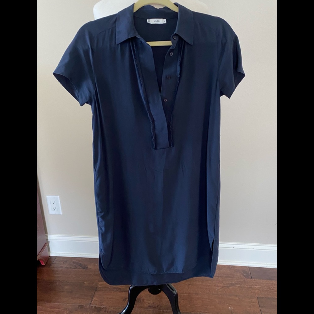 Vince dress shirt size XS silk
